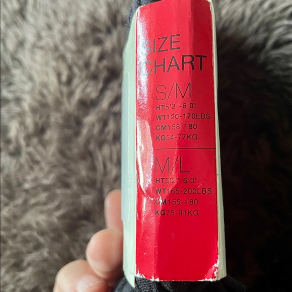 Hue “glam” jewelry for the legs M/L black tights - Picture 3 of 4